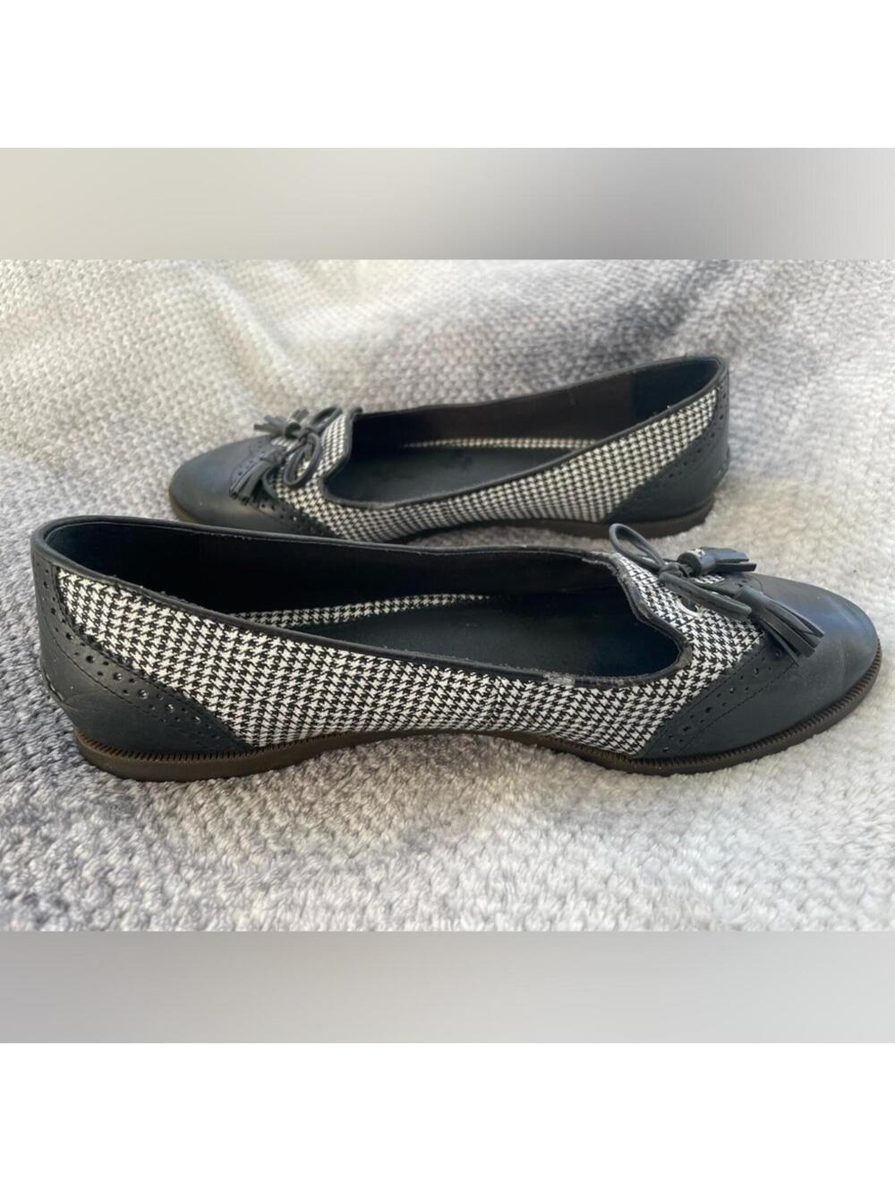 Sperry herringbone black and white loafer - sz 7.5